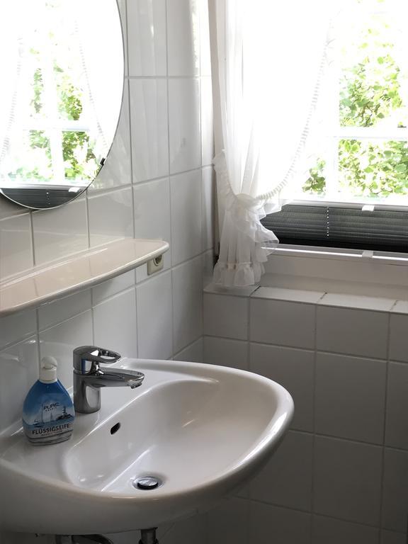 ווסטרלנד Kastanienhues Apartment מראה חיצוני תמונה