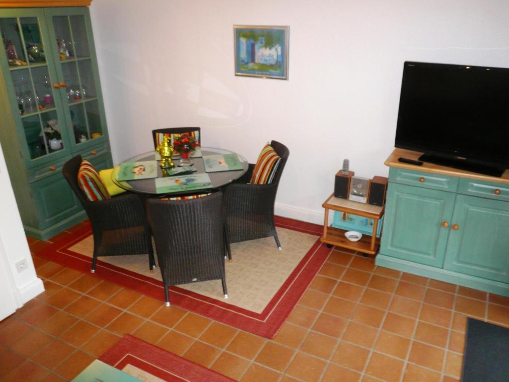 ווסטרלנד Kastanienhues Apartment מראה חיצוני תמונה